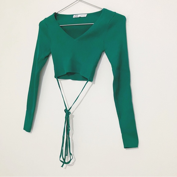 Zara • Ribbed Knit Cropped Wrap Top in Green - Picture 3 of 9